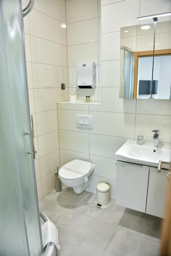Hostel Green Donji Kraljevoc Ngoại thất bức ảnh
