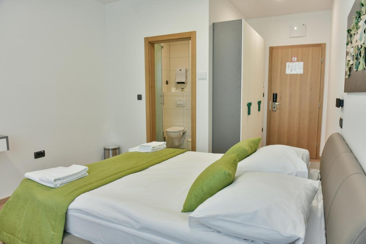 Hostel Green Donji Kraljevoc Ngoại thất bức ảnh