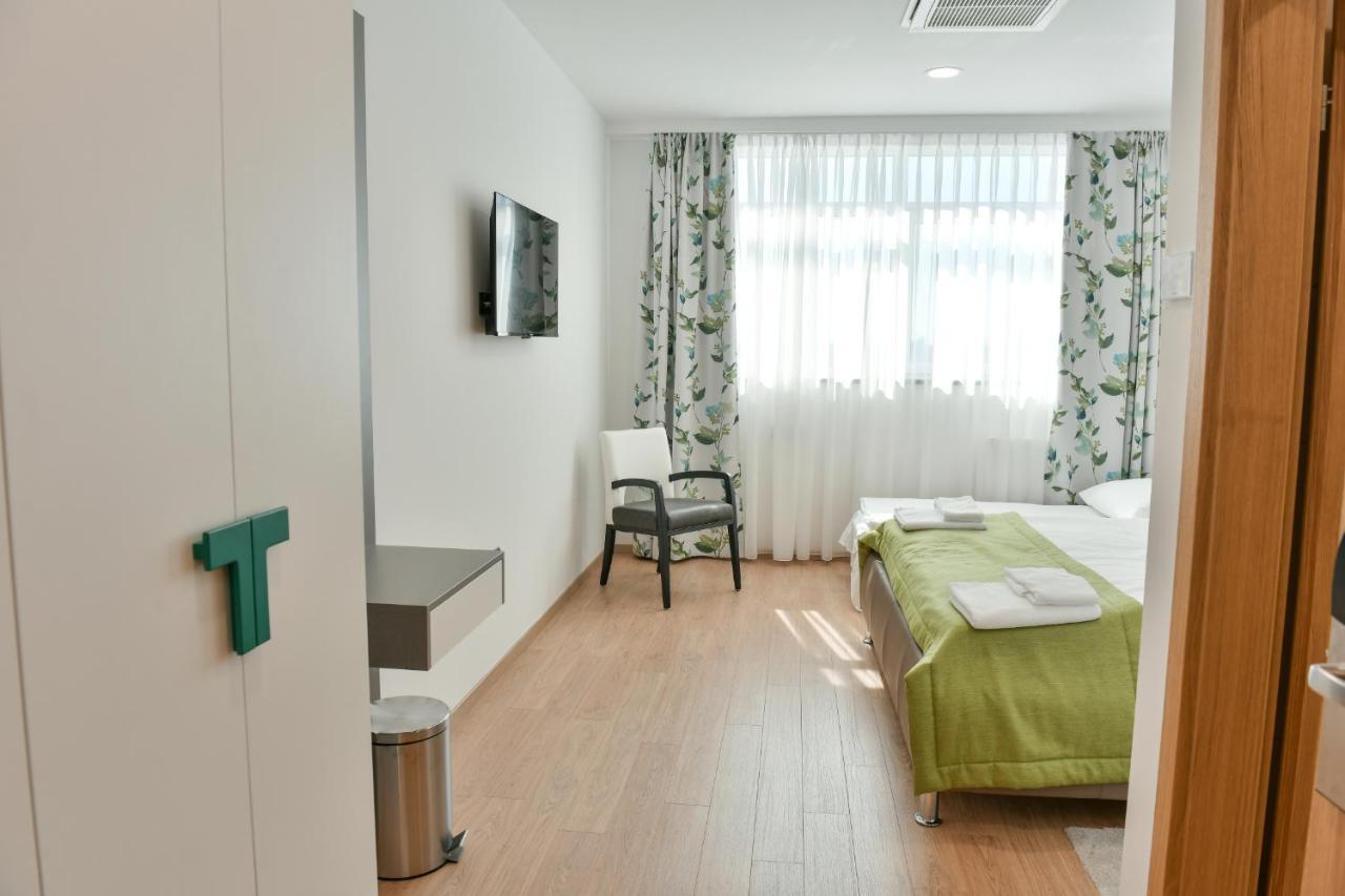 Hostel Green Donji Kraljevoc Ngoại thất bức ảnh